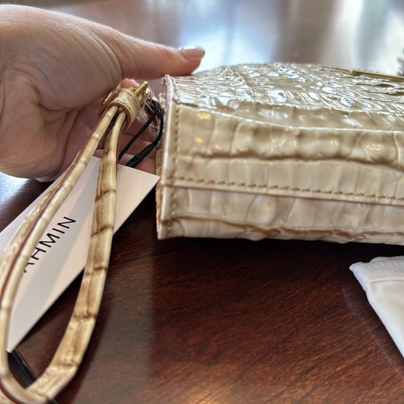 Brahmin Millie wristlet, NWT - Picture 6 of 7